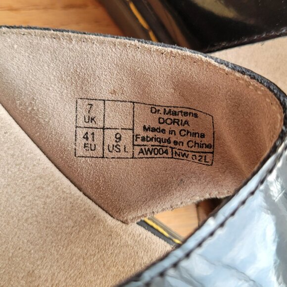 Dr Doc Martens Doria Black Patent Leather Flip Flop Sandal 9 - Picture 4 of 12